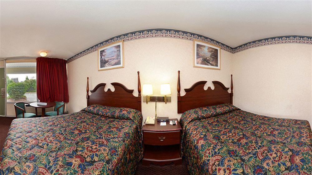 Red Carpet Inn & Suites Carneys Point/Wilmington Εξωτερικό φωτογραφία