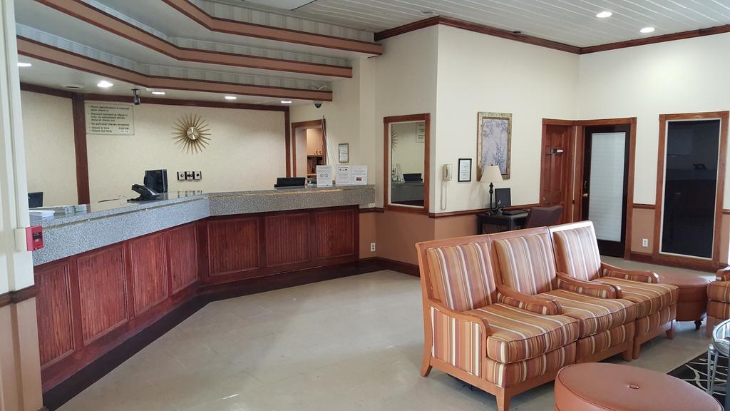 Red Carpet Inn & Suites Carneys Point/Wilmington Εξωτερικό φωτογραφία