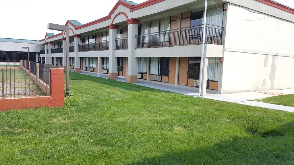 Red Carpet Inn & Suites Carneys Point/Wilmington Εξωτερικό φωτογραφία