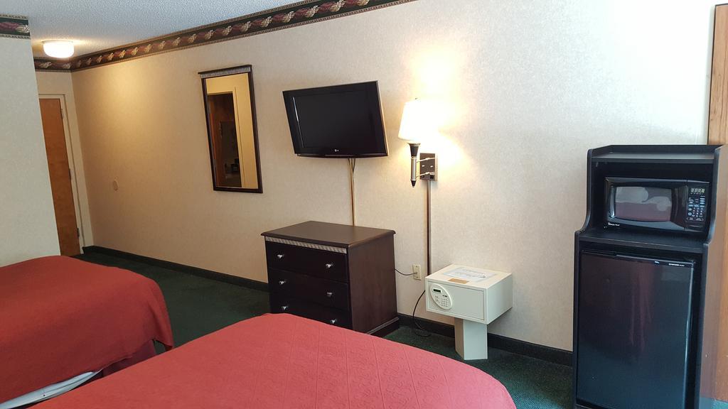 Red Carpet Inn & Suites Carneys Point/Wilmington Εξωτερικό φωτογραφία